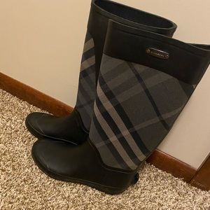 Burberry rain boots